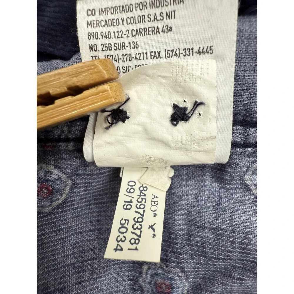 American Eagle Shirt Mens Large Medallion Print Corduroy Button Down Classic Fit